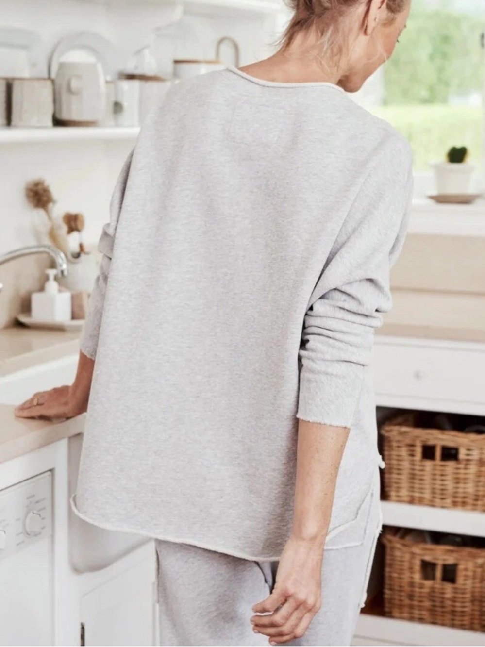 Frank & Eileen ANNA Triple Fleece Capelet Sweatshirt Light Heather Gray Small - Picture 4 of 10
